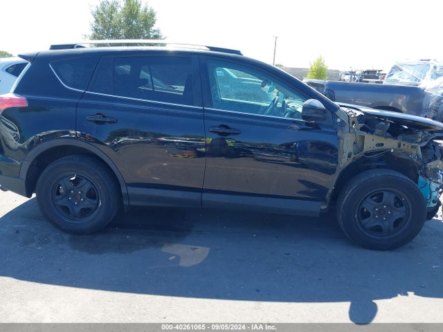 Toyota RAV4 LE 2017 2T3ZFREV2HW360277 Image 14
