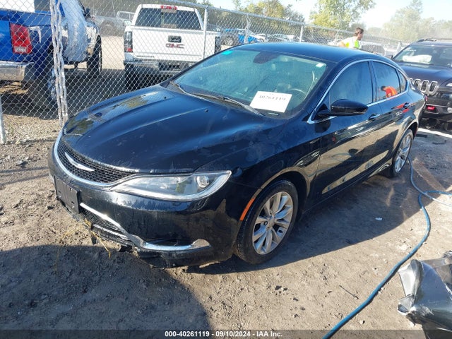 1C3CCCCG3FN517047 Chrysler 200 C