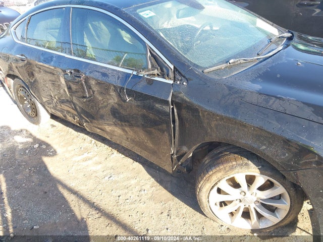 1C3CCCCG3FN517047 Chrysler 200 C