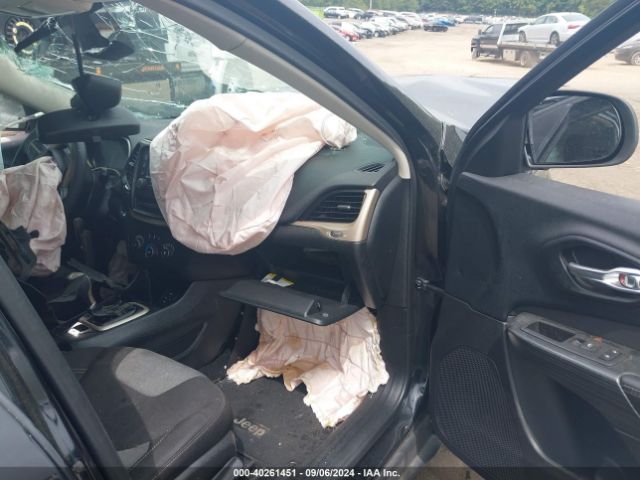 1C4PJLAB0GW159069 Jeep Cherokee Sport