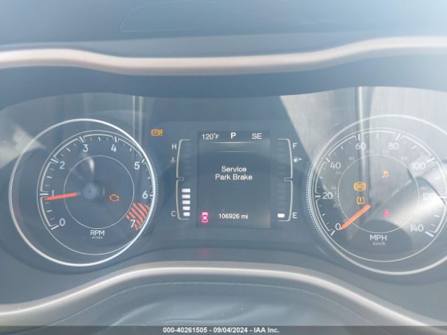 1C4PJMCB8FW788208 Jeep Cherokee Latitude