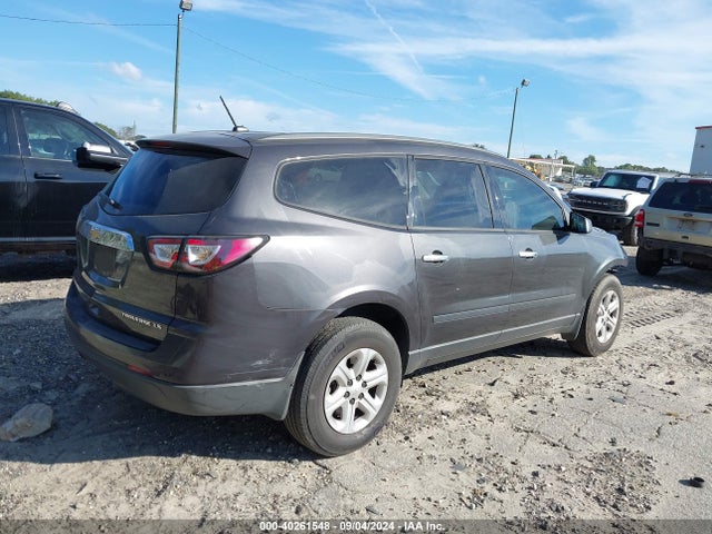 Chevrolet Traverse Ls 2015 1GNKRFKD8FJ139062 Image 4