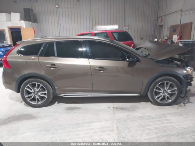 YV4612HK8G1008681 Volvo V60 Cross Country T5