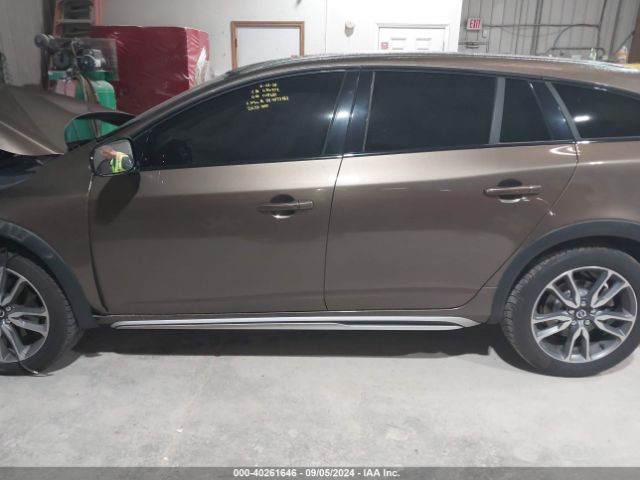 YV4612HK8G1008681 Volvo V60 Cross Country T5
