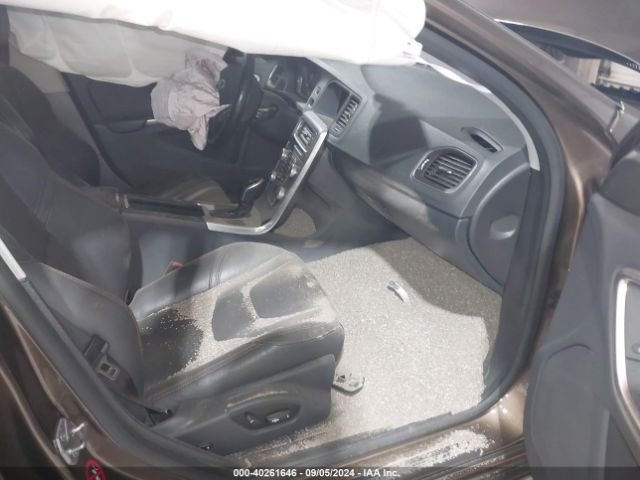 YV4612HK8G1008681 Volvo V60 Cross Country T5