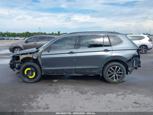 3VV3B7AX3MM044283 Volkswagen Tiguan 2.0t Se/2.0t Se R-line Black/2.0t Sel