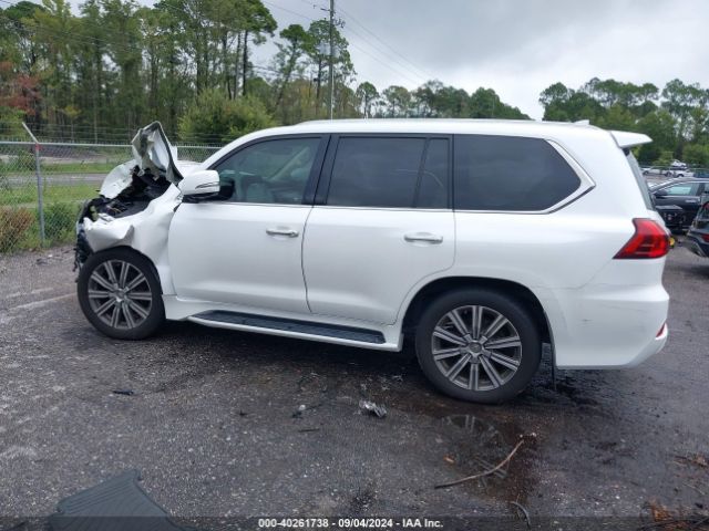 JTJHY7AX5H4231879 Lexus LX 570