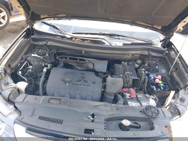 2017 MITSUBISHI OUTLANDER JA4AD3A39HZ001247 Photo 9