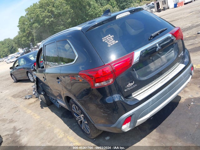 2017 MITSUBISHI OUTLANDER JA4AD3A39HZ001247 Photo 2