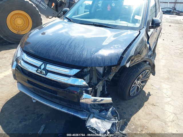 2017 MITSUBISHI OUTLANDER JA4AD3A39HZ001247 Photo 5