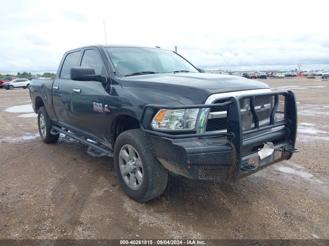 RAM 2500 Slt  4x4 6'4 Box 2017 3C6UR5DL1HG515516 Image 1