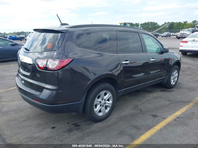 Chevrolet Traverse Ls 2017 1GNKRFED0HJ330585 Image 4