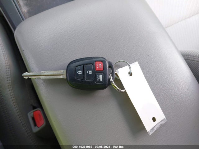 Toyota CAMRY LE 2015 4T4BF1FK6FR490162 Image 11