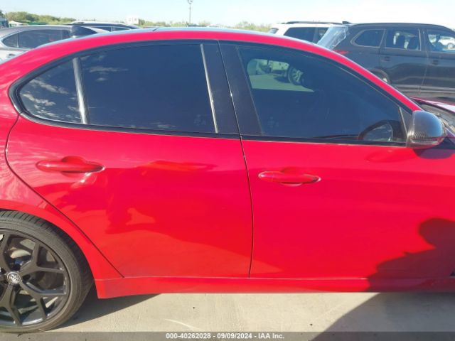 ZARFAMBN9L7634092 Alfa Romeo Giulia Ti Sport Rwd