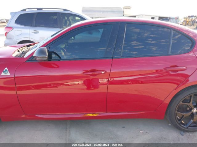 ZARFAMBN9L7634092 Alfa Romeo Giulia Ti Sport Rwd