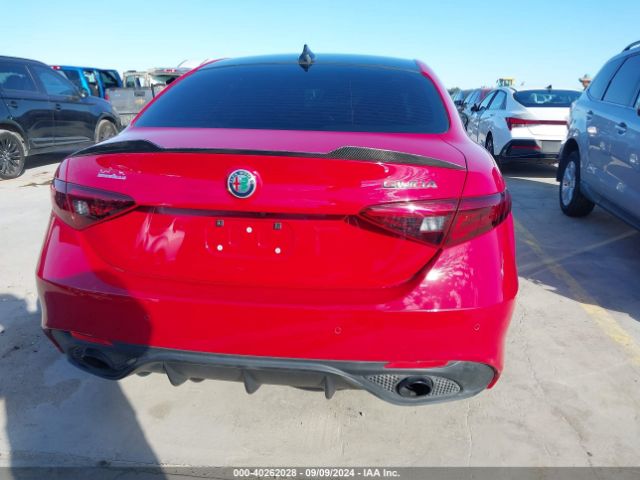 ZARFAMBN9L7634092 Alfa Romeo Giulia Ti Sport Rwd