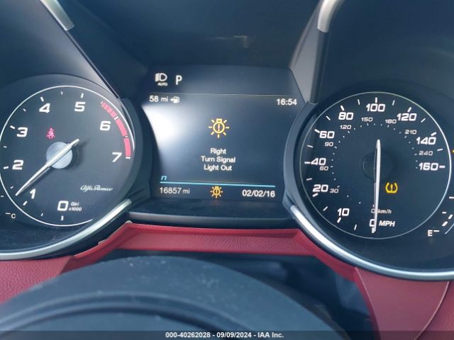 ZARFAMBN9L7634092 Alfa Romeo Giulia Ti Sport Rwd
