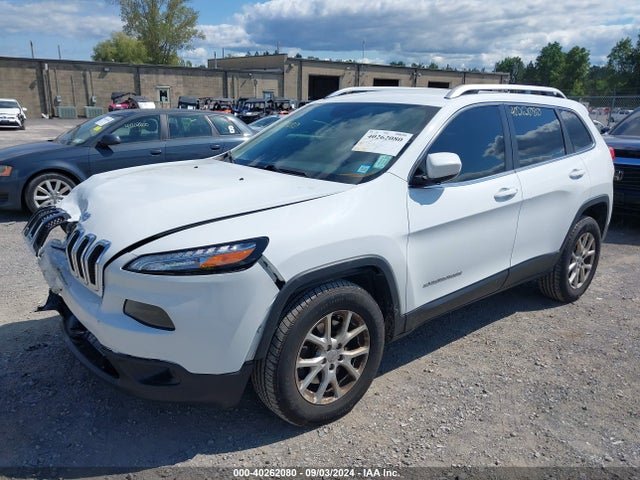 Jeep Cherokee Latitude 2015 1C4PJMCS2FW565002 Image 2