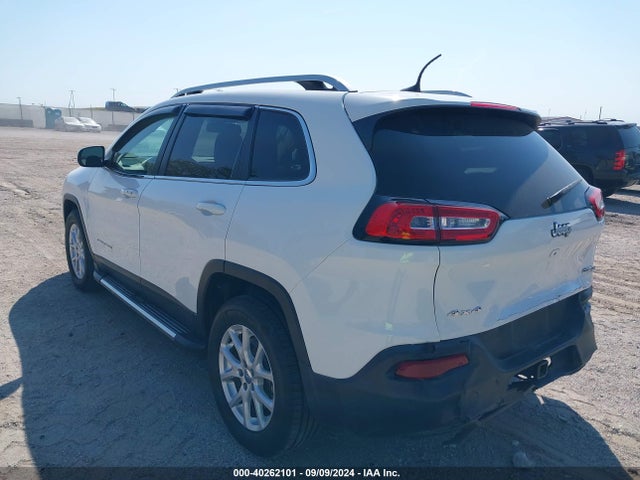 1C4PJMCS2HW606229 Jeep Cherokee Latitude 4x4