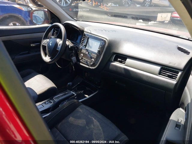 2018 MITSUBISHI OUTLANDER JA4AD2A39JZ055177 Photo 4