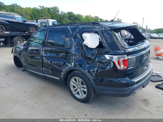 Ford EXPLORER XLT 2018 1FM5K8D83JGB95059 Image 3