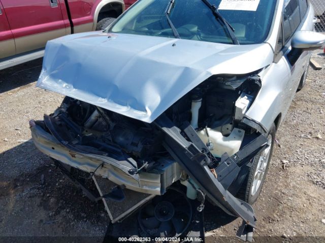 3FADP4BJ3EM205767 Ford FIESTA SE