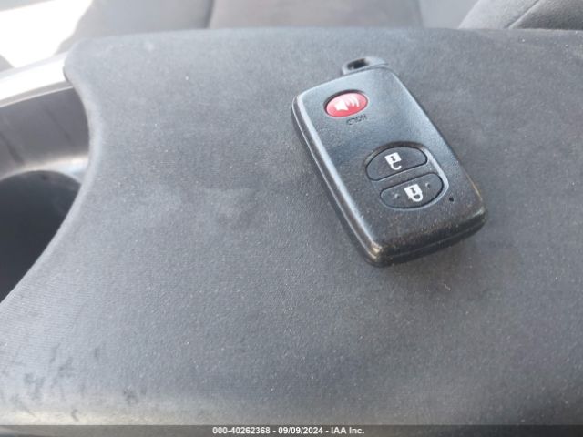 JTDKN3DU0F0442567 Toyota Prius Two