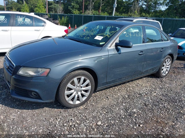 2010 AUDI A4 WAUFFAFL4AN019684 Photo 1