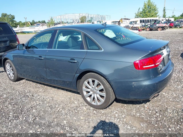 2010 AUDI A4 WAUFFAFL4AN019684 Photo 2