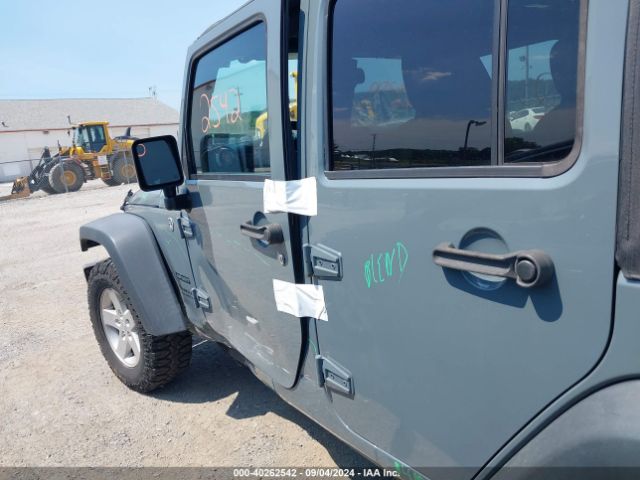 1C4BJWDG5FL723477 Jeep Wrangler Unlimited Sport