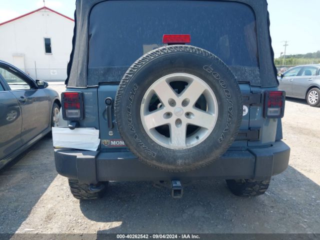 1C4BJWDG5FL723477 Jeep Wrangler Unlimited Sport