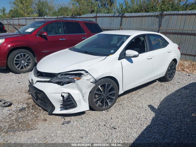 Toyota COROLLA SE 2018 2T1BURHE6JC034906 Image 2