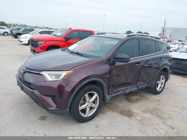Toyota RAV4 LE 2017 2T3ZFREVXHW365937 Image 2