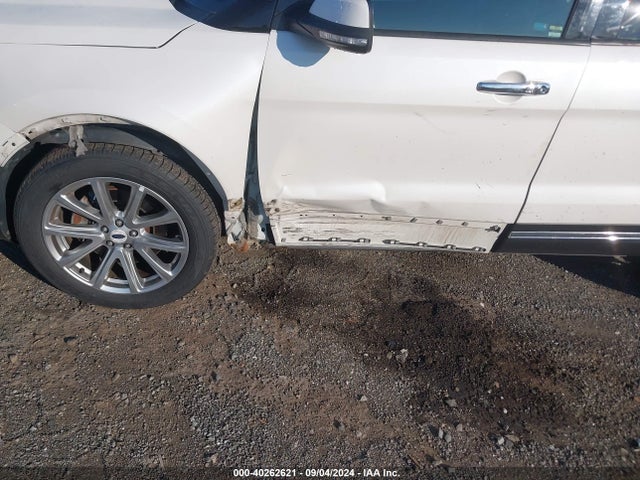 Ford Explorer Limited 2016 1FM5K7F81GGC49846 Image 6