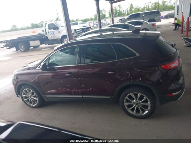 5LMCJ2C95HUL44937 Lincoln MKC SELECT
