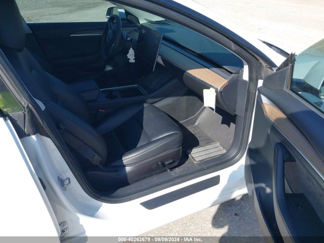 2022 TESLA MODEL 3 5YJ3E1EA4NF120849 Photo 4