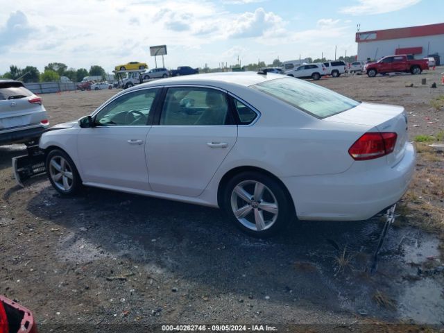 1VWAT7A35FC091896 Volkswagen Passat 1.8t Limited Edition