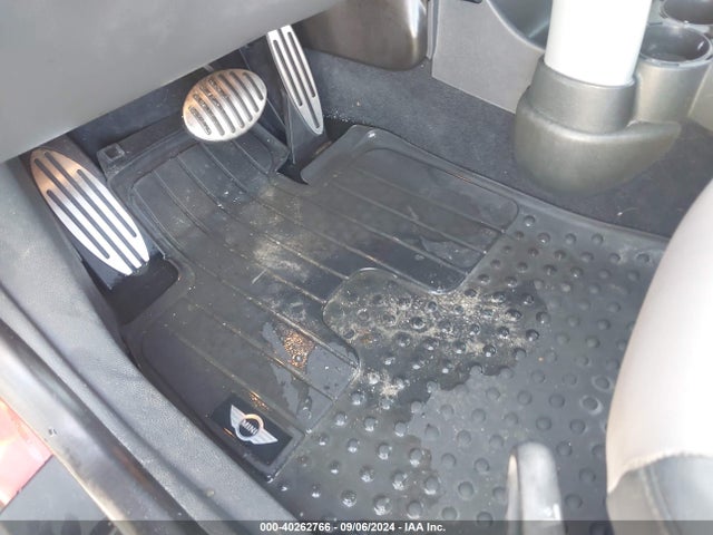2008 MINI COOPER S WMWRH33548TL96837 Photo 5