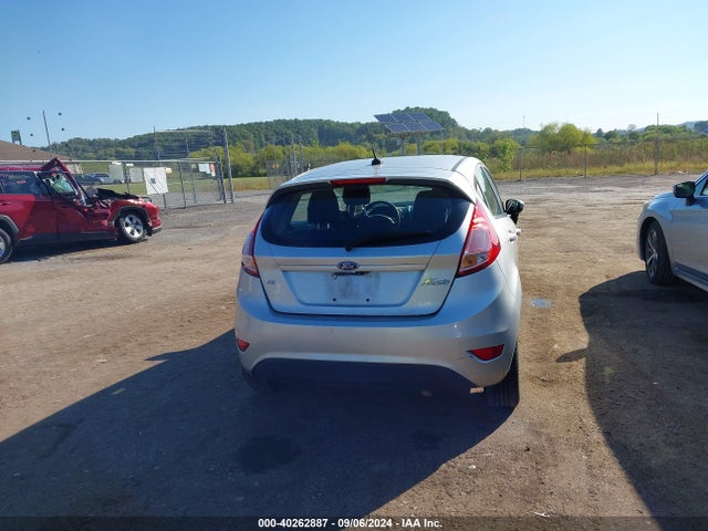 Ford FIESTA SE 2019 3FADP4EJ7KM102617 Image 16