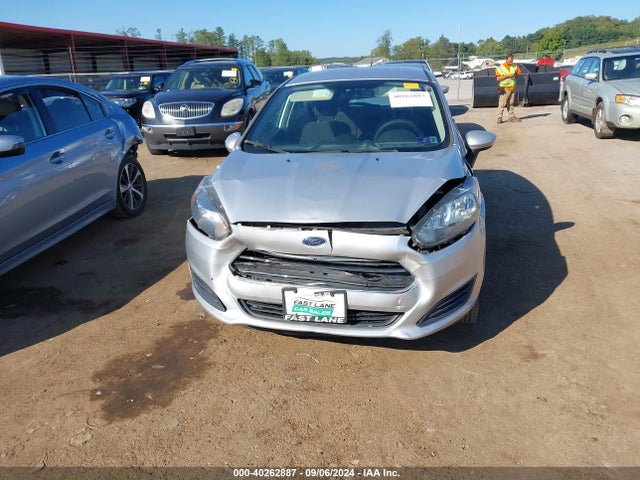 Ford FIESTA SE 2019 3FADP4EJ7KM102617 Image 6
