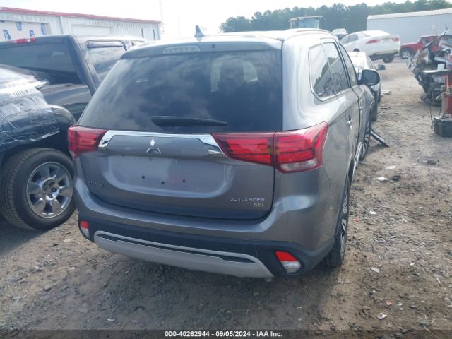 JA4AZ3A3XKJ001376 Mitsubishi Outlander Sel
