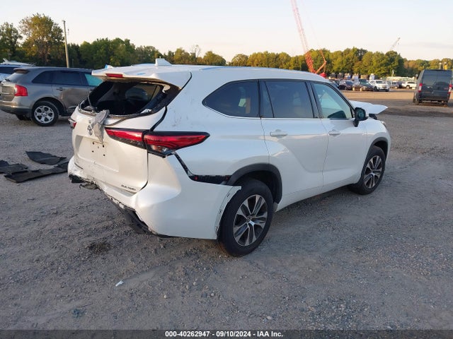 5TDGZRBH7MS065281 Toyota Highlander Xle