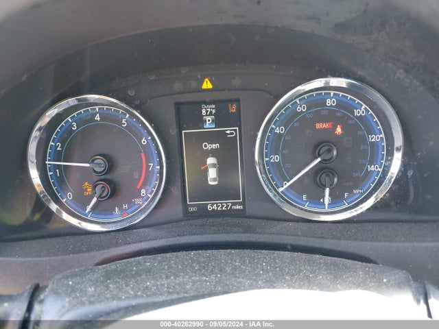 Toyota COROLLA SE 2018 2T1BURHE3JC077826 Image 7