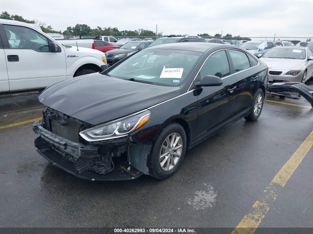 Hyundai SONATA SE 2019 5NPE24AF1KH776721 Image 2