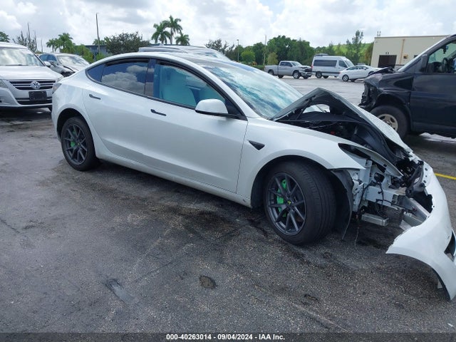 2023 TESLA MODEL 3 5YJ3E1EAXPF424769 Photo 0