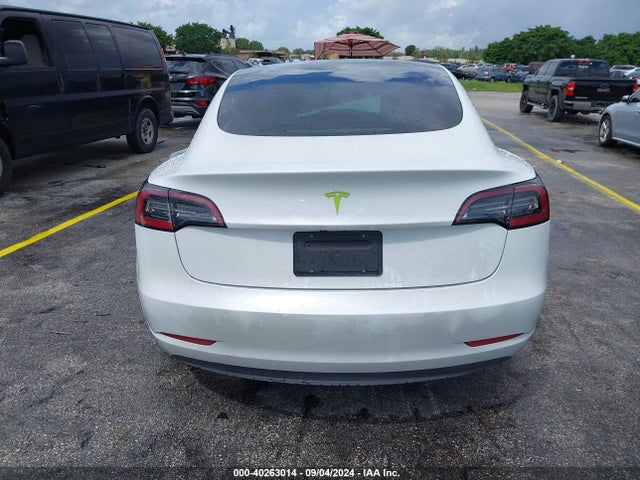 Tesla Model 3 Rear-wheel Drive 2023 5YJ3E1EAXPF424769 Image 16