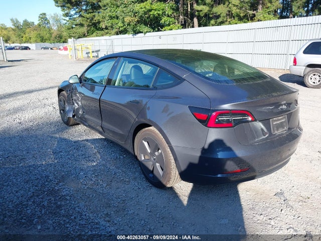 Tesla Model 3 Rear-wheel Drive 2023 5YJ3E1EA2PF509170 Image 3