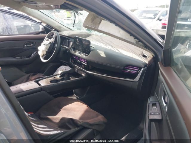 5N1BT3CA8NC723537 Nissan Rogue Sl Fwd