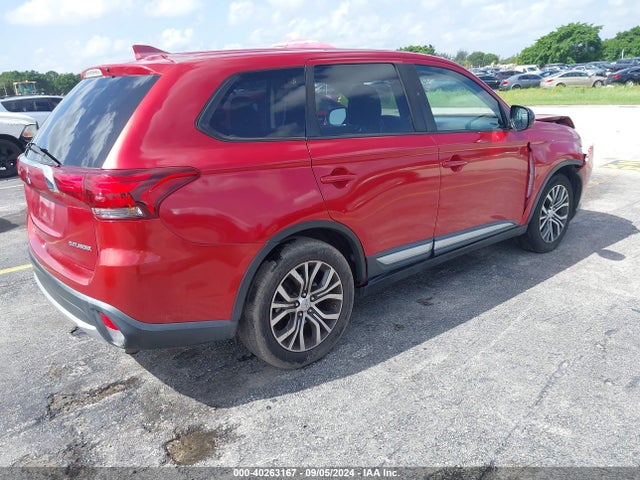 2017 MITSUBISHI OUTLANDER JA4AD2A31HZ032826 Photo 3