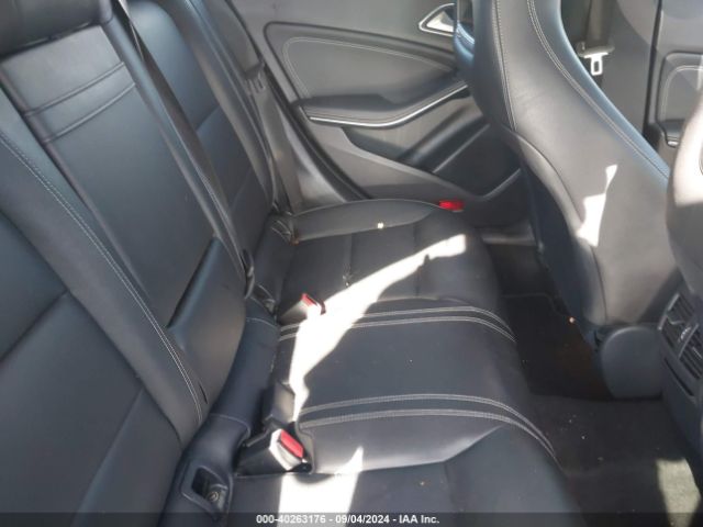 WDDSJ4GB2KN759345 Mercedes-Benz CLA 250 4MATIC